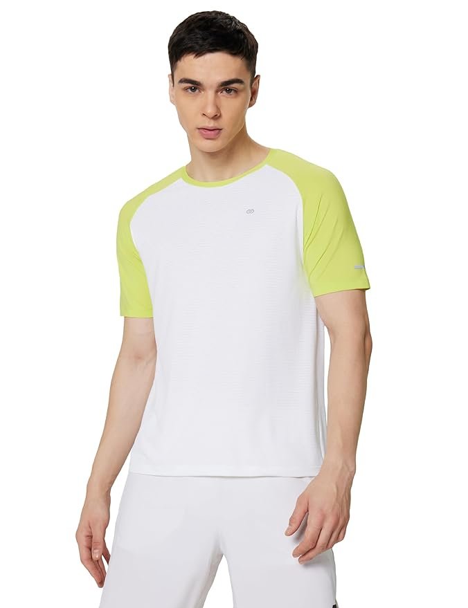 Men's Solid Regular Fit Sports Stretch T-Shirt